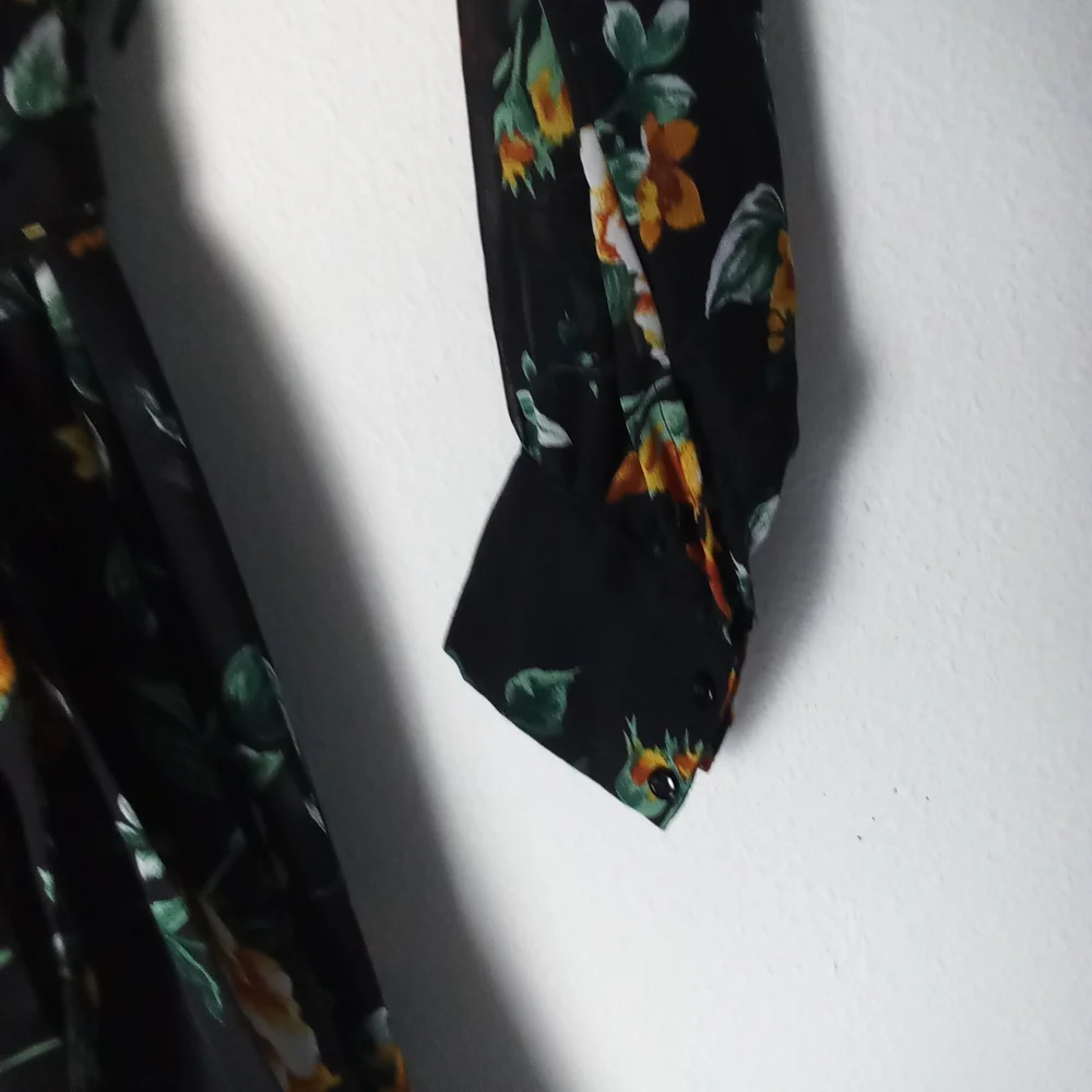 Floral Black Maxi Wrap Dress Size S Garden Boho Wedding Guest - Picture 4 of 6